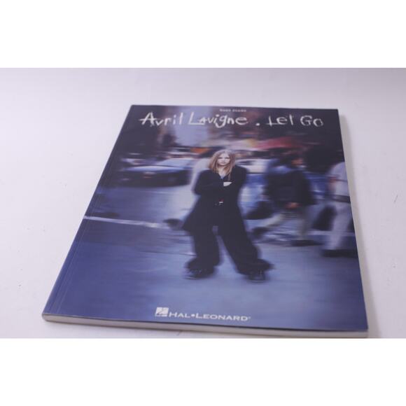 Avril Lavigne, Let Go, Songbook, Hal Leonard, 2002, Sheet Music, ~ 250827-WH 545 - Picture 1 of 4